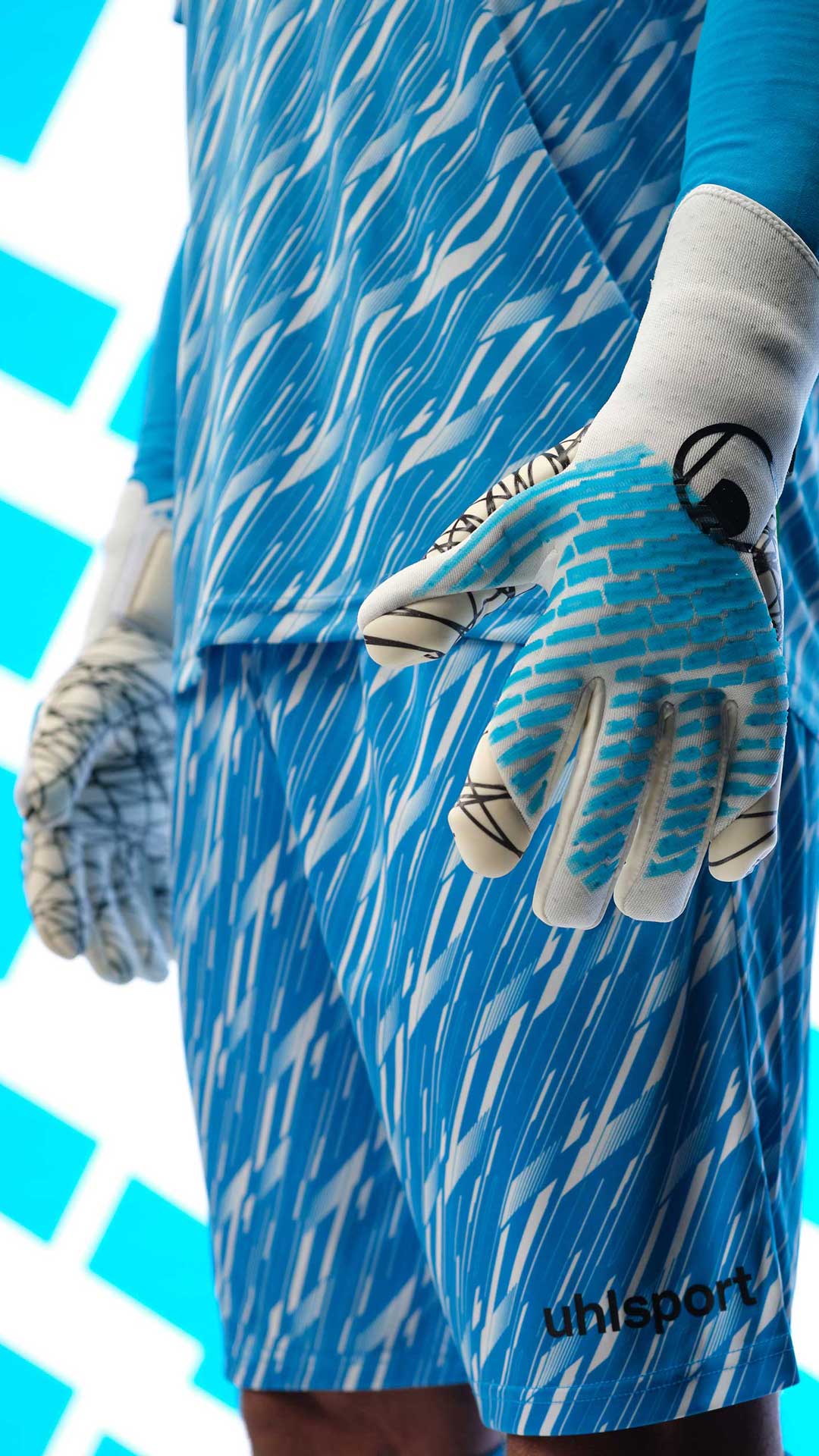 Progressive Goalkeeper Bundle cyan/white