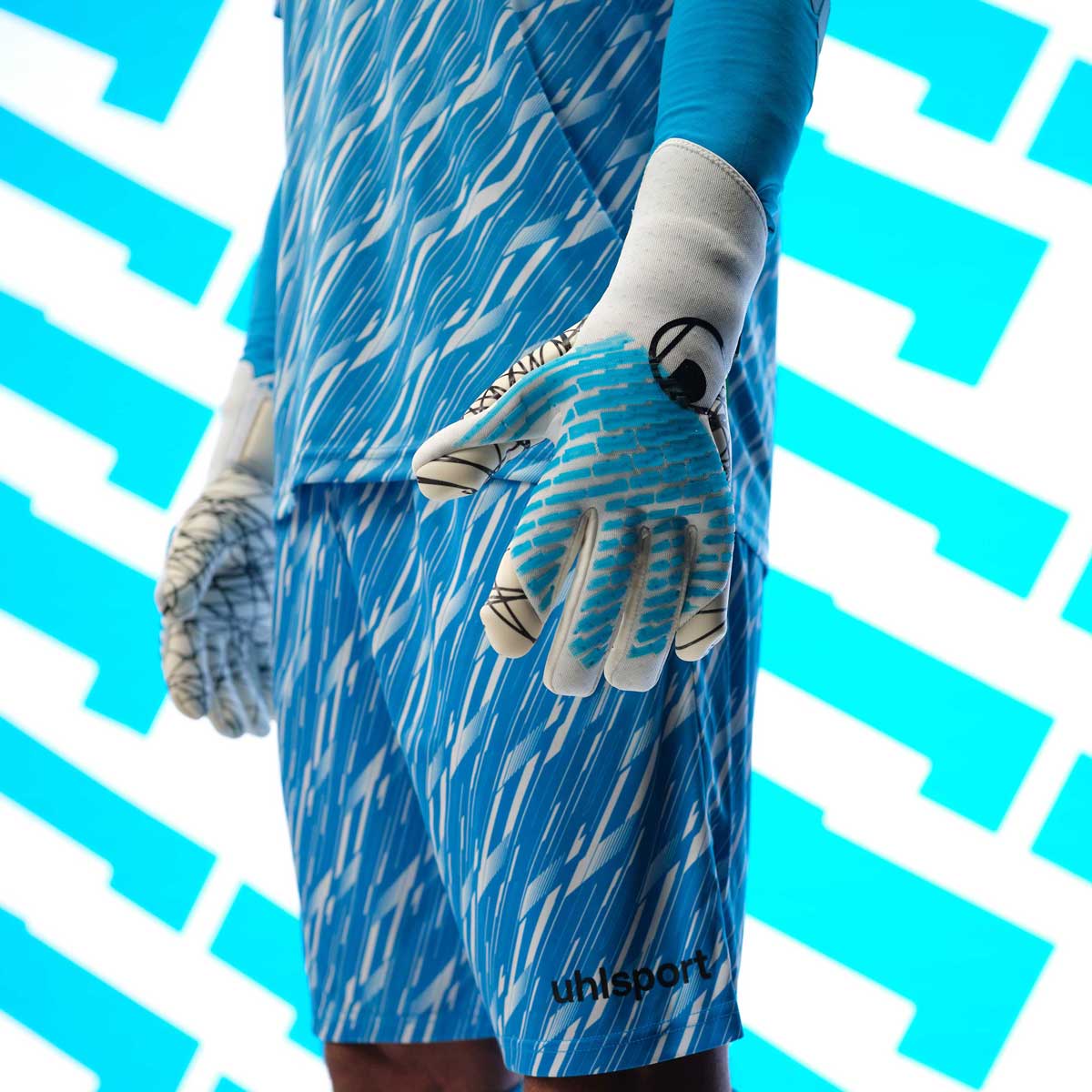 Progressive Goalkeeper Bundle cyan/white