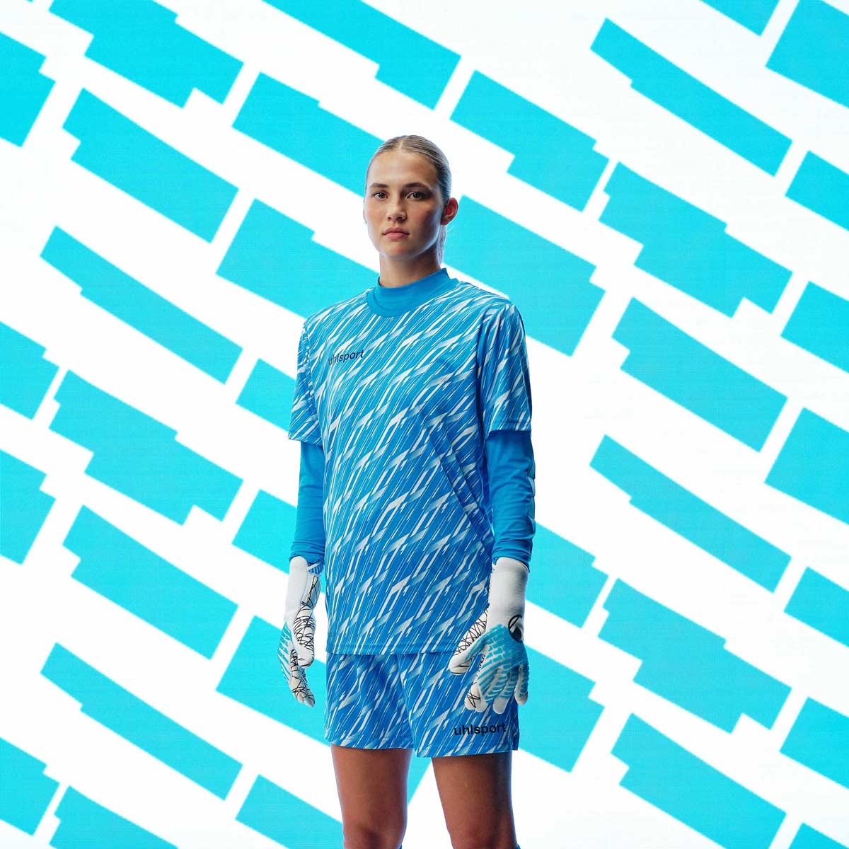 Progressive Goalkeeper Bundle cyan/white