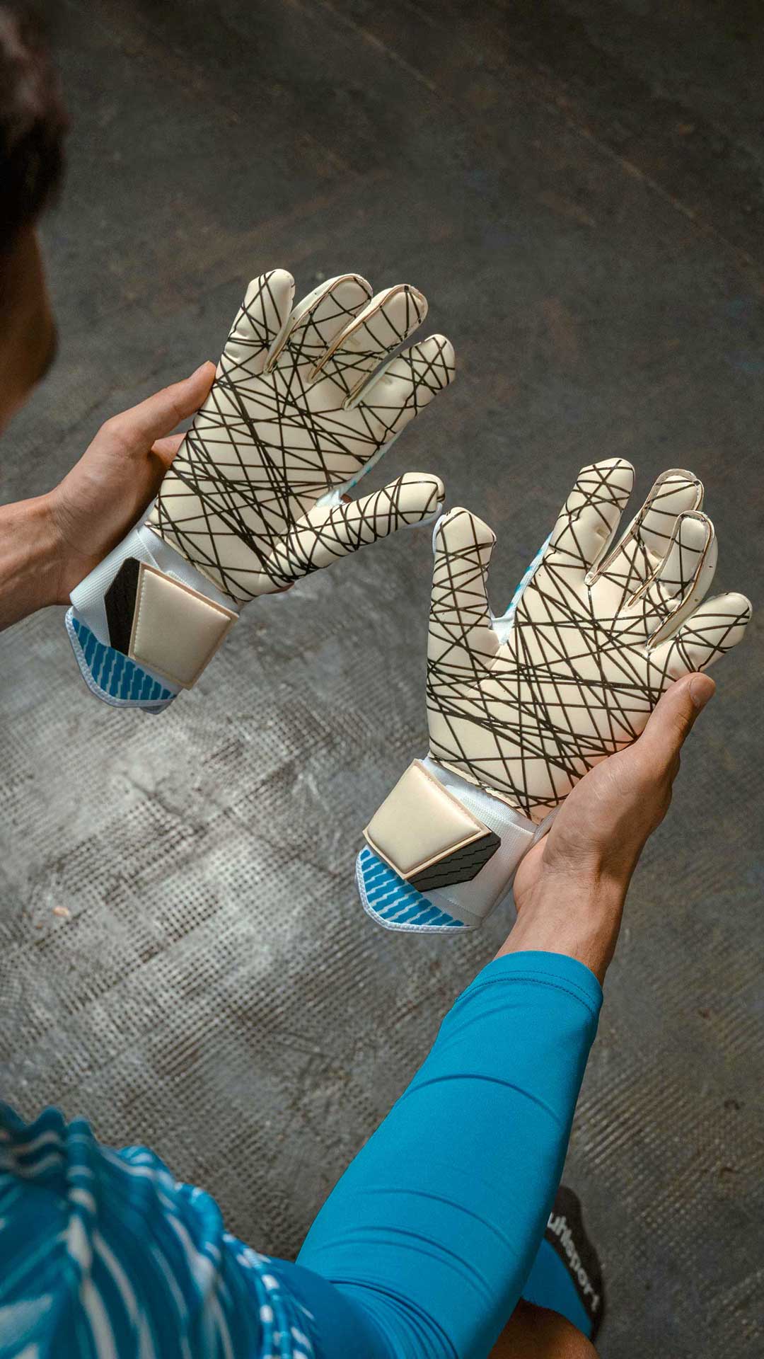 Progressive Goalkeeper Bundle cyan/white